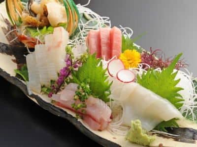 刺身盛り合わせ