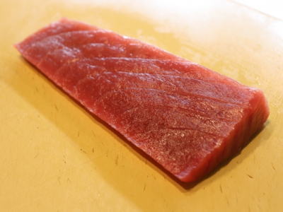 メバチマグロの刺身用柵